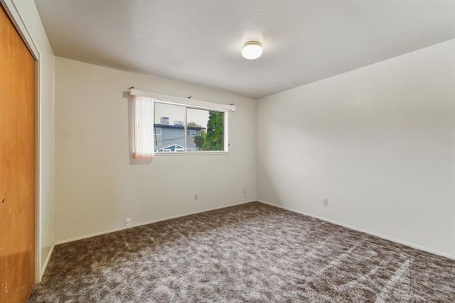 414 Lynn Way, Yuba City, CA 95991