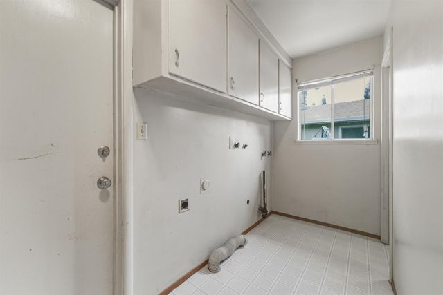 414 Lynn Way, Yuba City, CA 95991