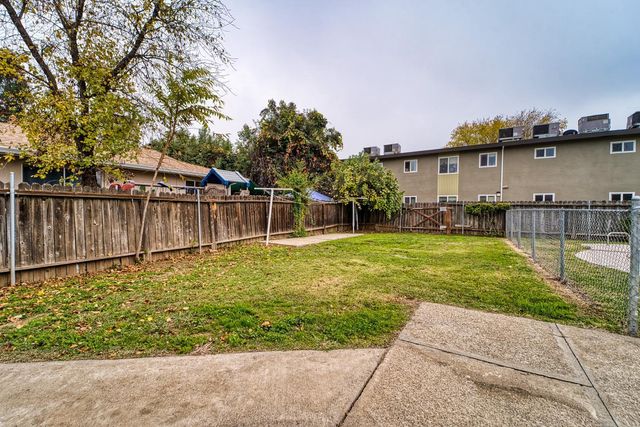 414 Lynn Way, Yuba City, CA 95991