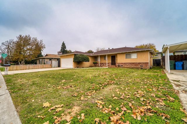 414 Lynn Way, Yuba City, CA 95991