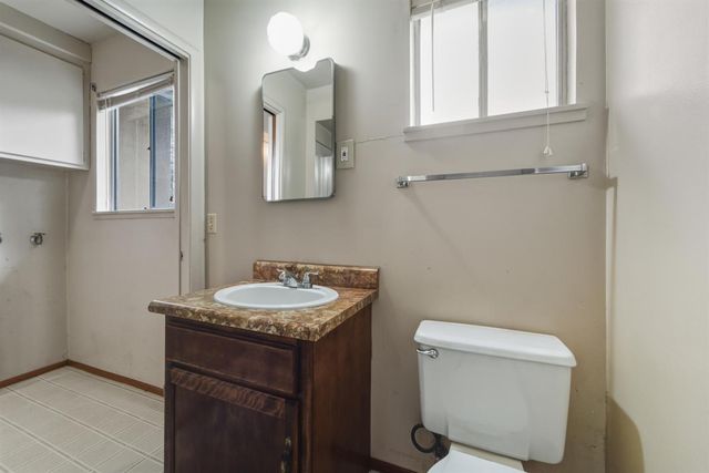 414 Lynn Way, Yuba City, CA 95991