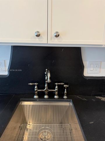 2900 NE 30th St F2, Fort Lauderdale, FL 33306