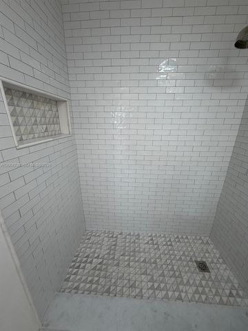 2900 NE 30th St F2, Fort Lauderdale, FL 33306