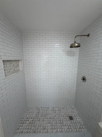 2900 NE 30th St F2, Fort Lauderdale, FL 33306