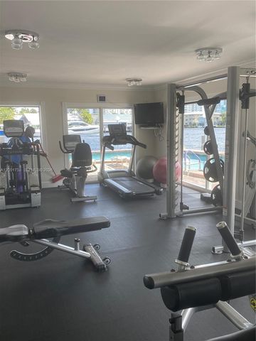 2900 NE 30th St F2, Fort Lauderdale, FL 33306