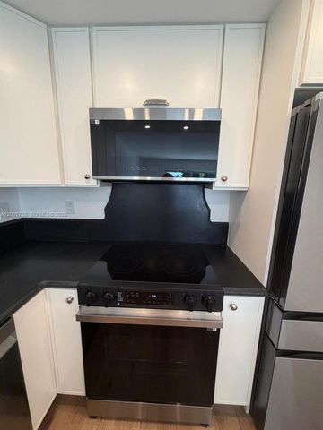 2900 NE 30th St F2, Fort Lauderdale, FL 33306