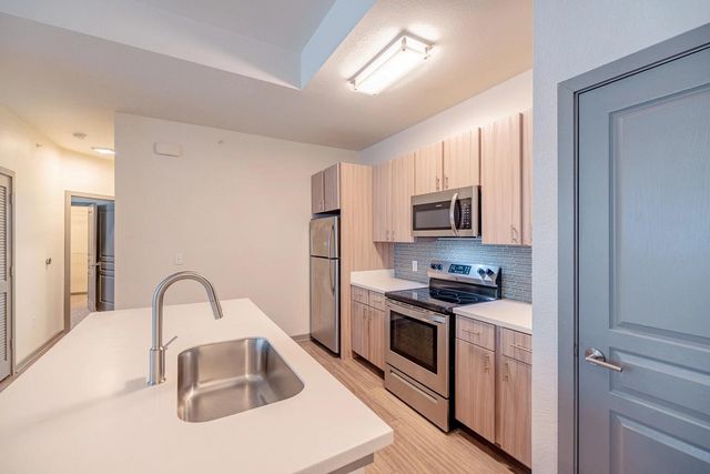 8515 S Interstate 35 RD 04116, Austin, TX 78744