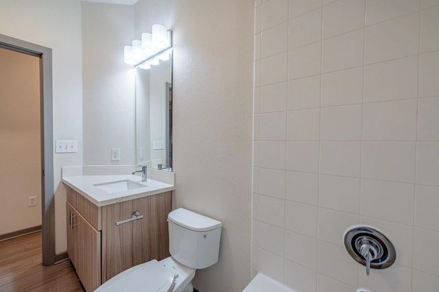 8515 S Interstate 35 RD 04116, Austin, TX 78744