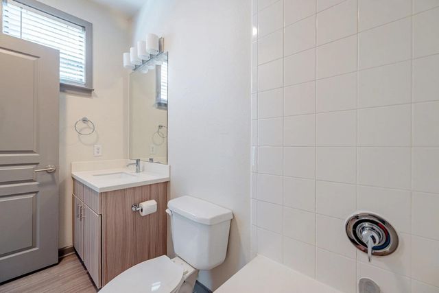 8515 S Interstate 35 RD 04116, Austin, TX 78744