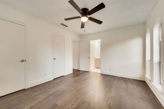 1614 Brent Court, Grand Prairie, TX 75051