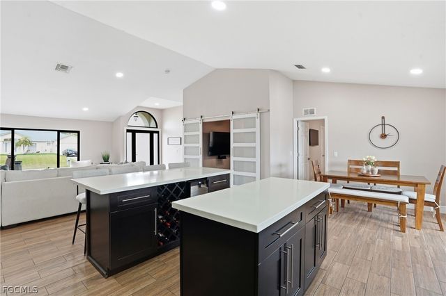 2120 SW 15th ST, Cape Coral, FL 33991