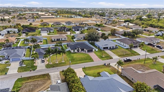 2120 SW 15th ST, Cape Coral, FL 33991