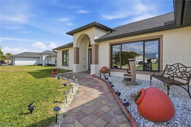 2120 SW 15th ST, Cape Coral, FL 33991