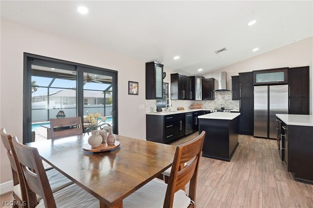 2120 SW 15th ST, Cape Coral, FL 33991