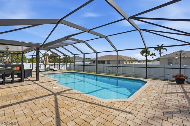 2120 SW 15th ST, Cape Coral, FL 33991