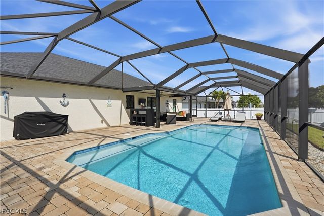 2120 SW 15th ST, Cape Coral, FL 33991