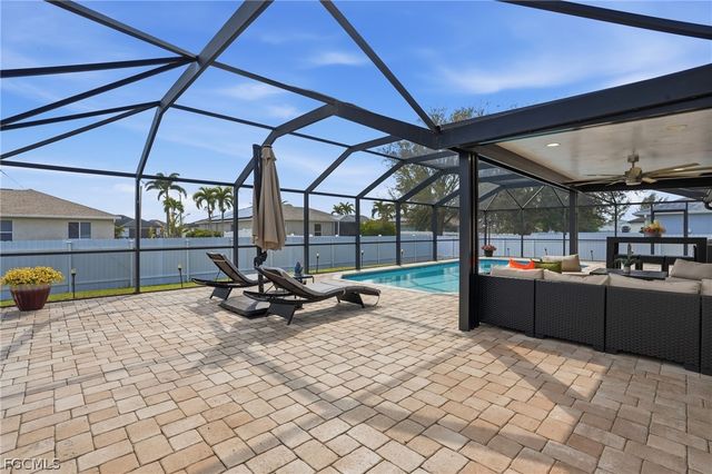 2120 SW 15th ST, Cape Coral, FL 33991