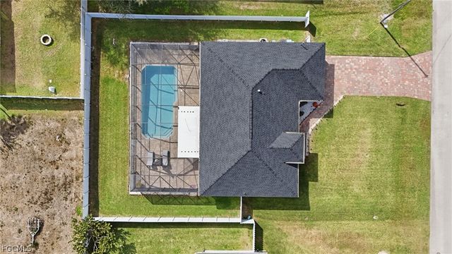 2120 SW 15th ST, Cape Coral, FL 33991