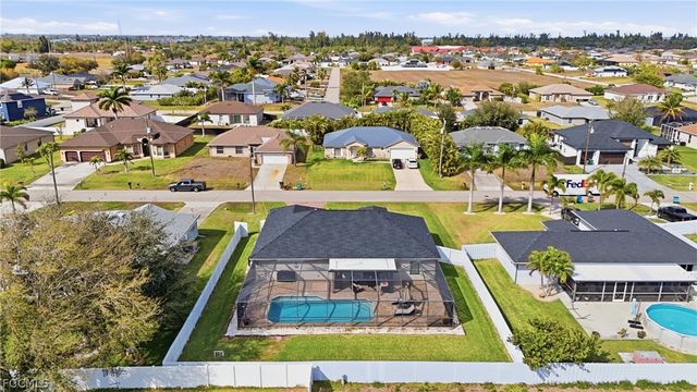 2120 SW 15th ST, Cape Coral, FL 33991
