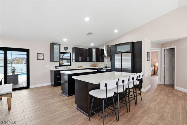 2120 SW 15th ST, Cape Coral, FL 33991