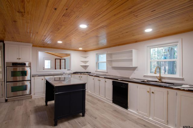 11501 CR 3424, Brownsboro, TX 75756