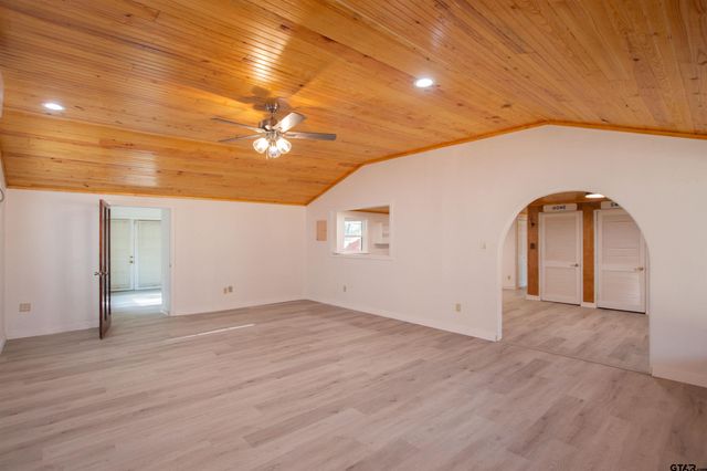 11501 CR 3424, Brownsboro, TX 75756