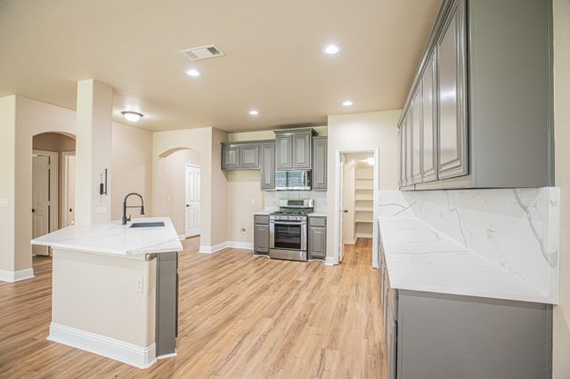 728 Chatsworth Drive, Anna, TX 75409