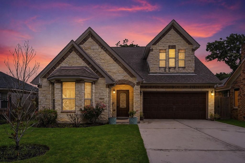 1427 Scharpe Street, Houston, TX 77023
