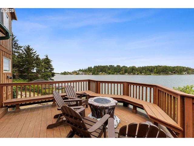 1635 Ne EAST DEVILS LAKE Rd, Otis, OR 97368