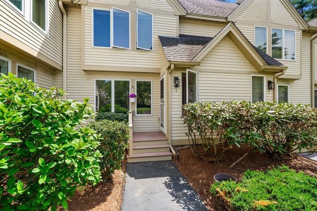 5 Westminster Drive, Nashua, NH 03064