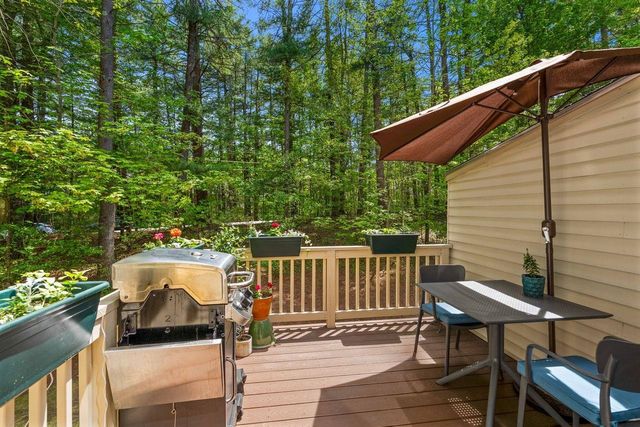 5 Westminster Drive, Nashua, NH 03064
