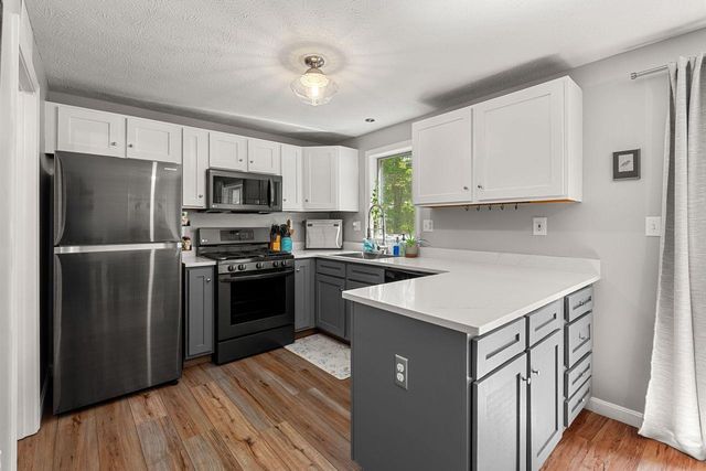 5 Westminster Drive, Nashua, NH 03064