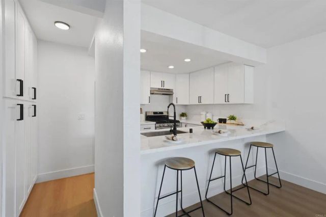 376 Forest Place, Vista, CA 92083