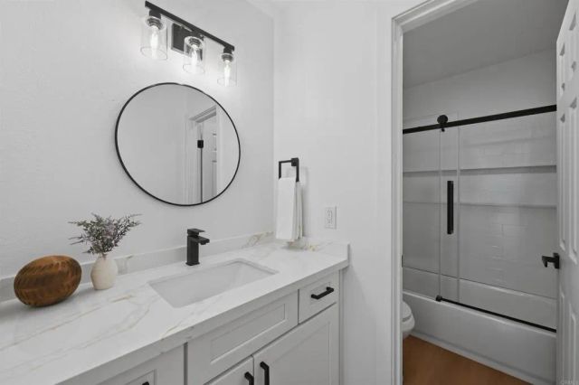 376 Forest Place, Vista, CA 92083