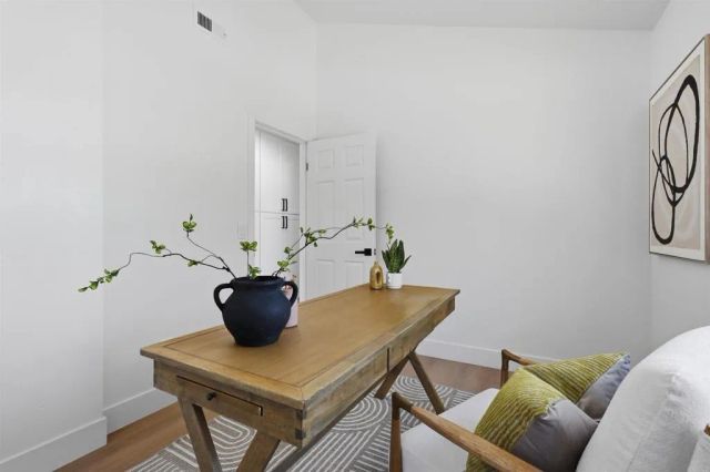 376 Forest Place, Vista, CA 92083