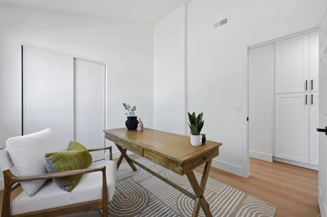 376 Forest Place, Vista, CA 92083