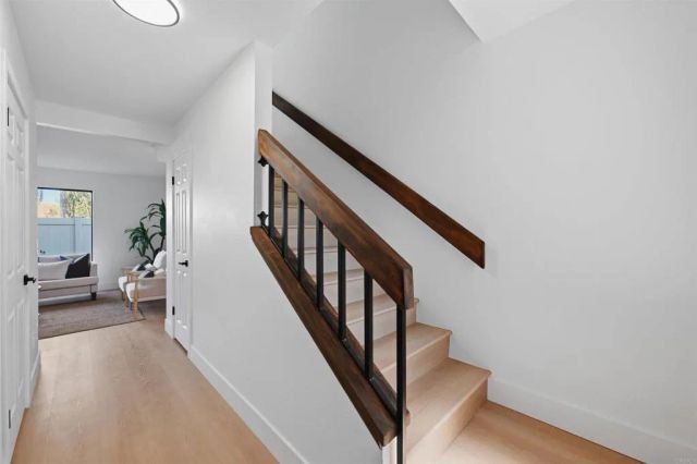 376 Forest Place, Vista, CA 92083