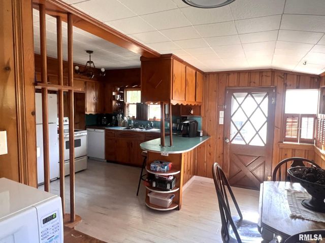 12563 Saraville Road, Marion, IL 62959