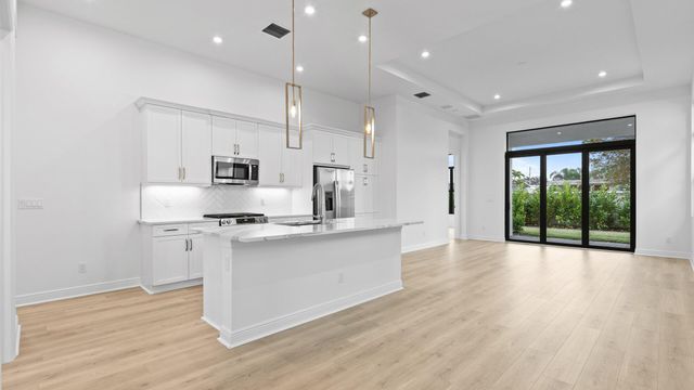 308 SE Via Sangro, Port St. Lucie, Port St Lucie, FL 34952