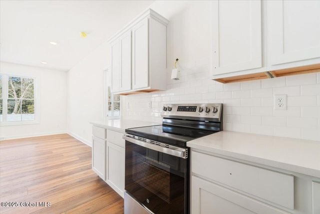 1 Brookhaven Court, Wilton, NY 12866