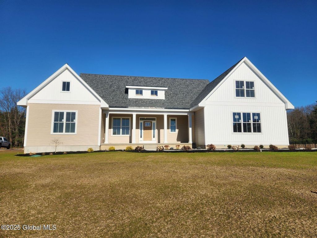 1 Brookhaven Court, Wilton, NY 12866