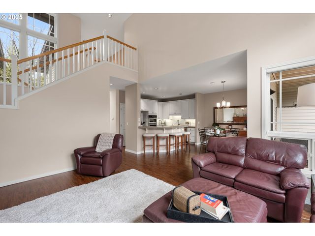 21955 CHELAN Loop, West Linn, OR 97068
