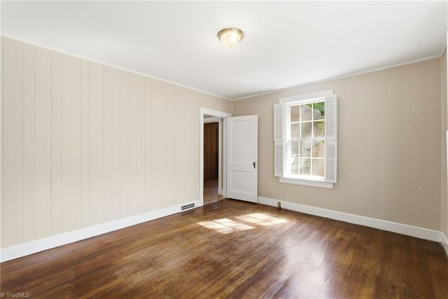 901 Longview Street, Greensboro, NC 27403