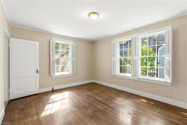 901 Longview Street, Greensboro, NC 27403