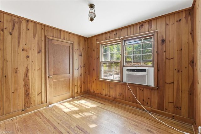 901 Longview Street, Greensboro, NC 27403