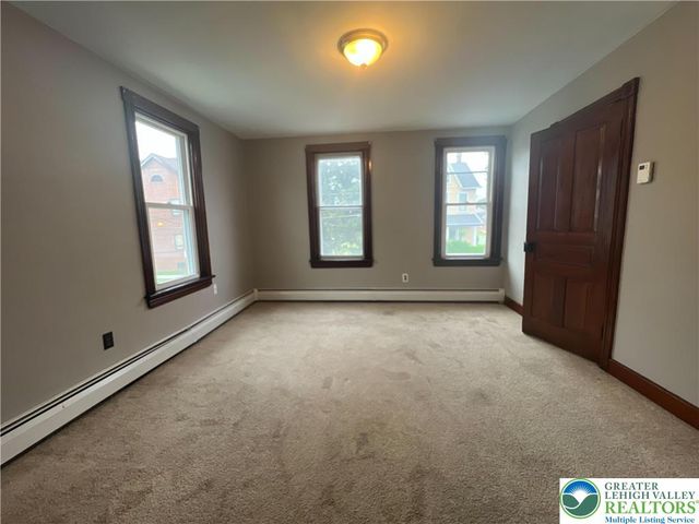 828 Lincoln Avenue, Northampton Boro, PA 18067