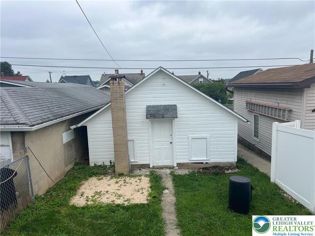 828 Lincoln Avenue, Northampton Boro, PA 18067