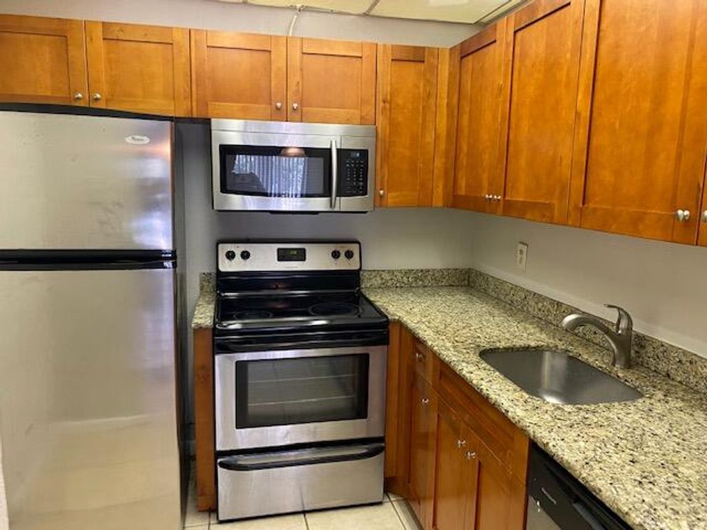 626 NW 13TH Street 28, Boca Raton, FL 33486