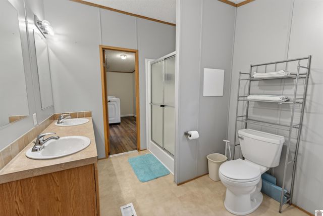 1484 State Route 1271, Kuttawa, KY 42055