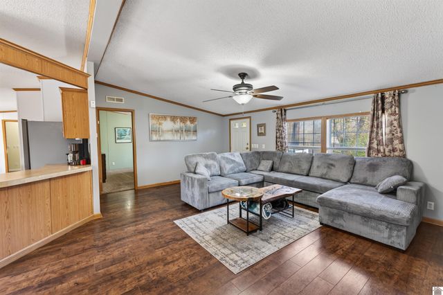 1484 State Route 1271, Kuttawa, KY 42055